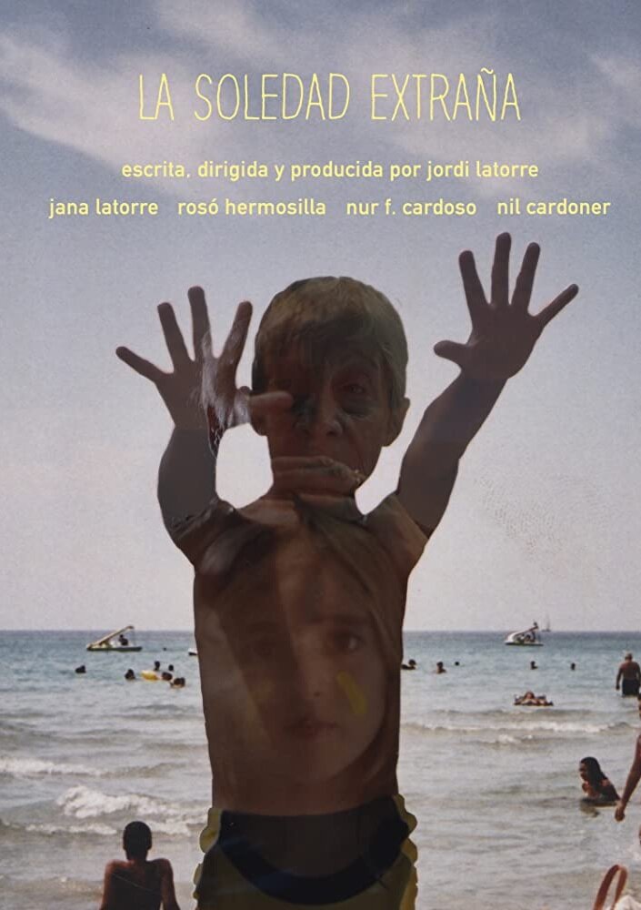 La soledad extraña