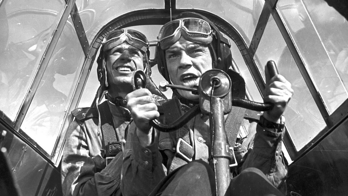 Фоновая картинка к Хроника пикирующего бомбардировщика 1967