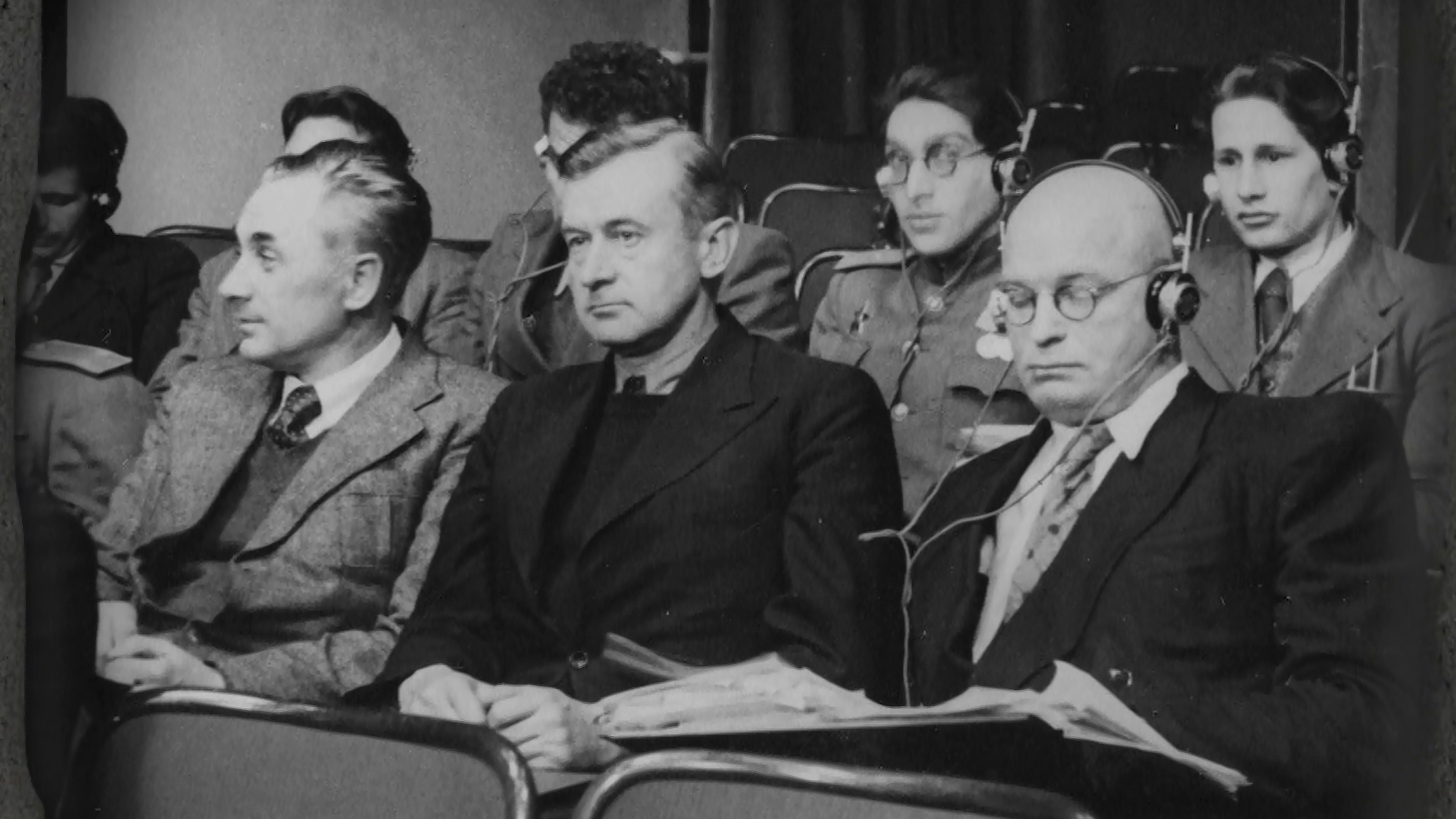 Фоновая картинка к Нюрнберг. Чтобы помнили… Процесс глазами журналистов 2015