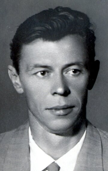 Лев Дубов